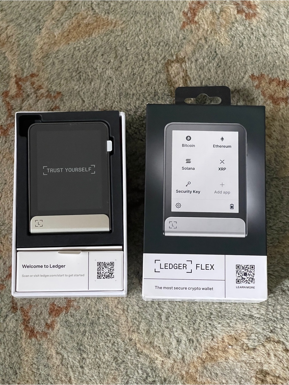 LEDGER Flex Wallet